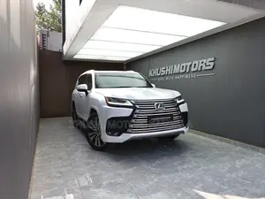 Lexus LX 500d 2022 White