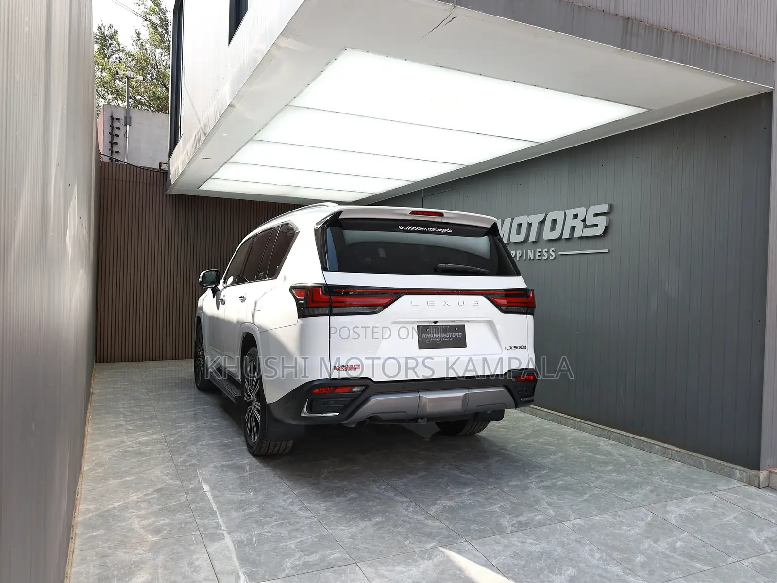 Lexus LX 500d 2022 White