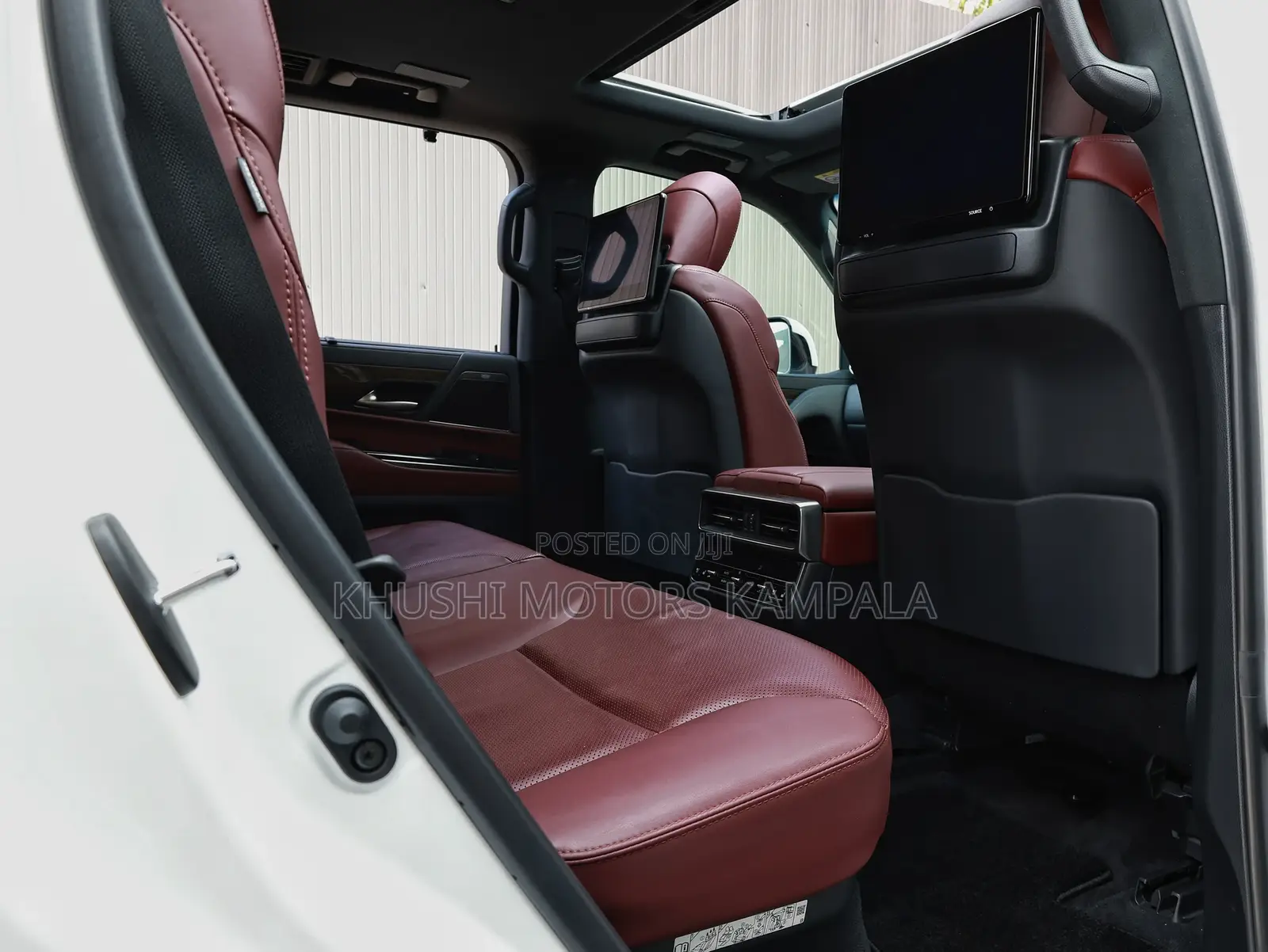 Lexus LX 500d 2022 White