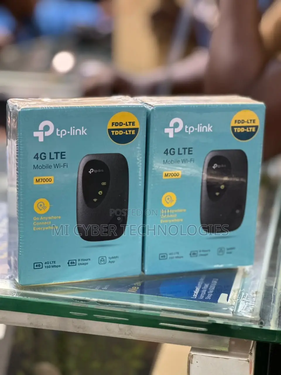 TP-Link M7000 4G LTE Mobile Wi-Fi