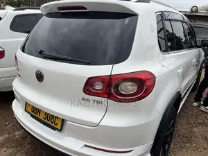 Volkswagen Tiguan S 4Motion 2010 Black