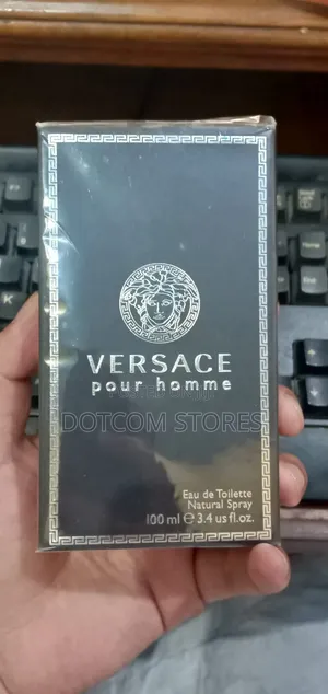 Versace Pour Homme Eau De Toilette (100 Ml / 3.4 US Fl. Oz.)