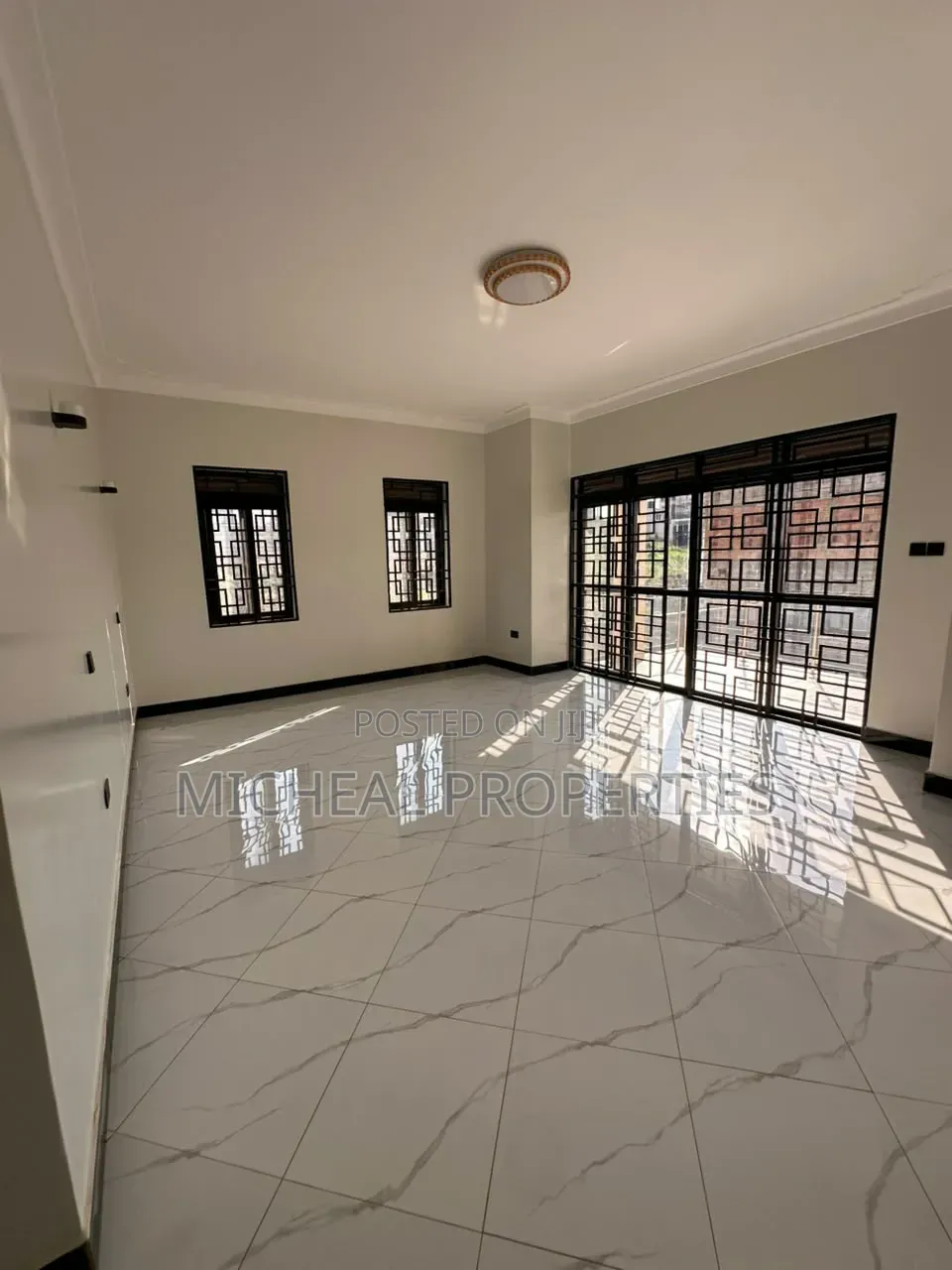 5bdrm House in Kira Shimon At 750M, Kawempe for sale