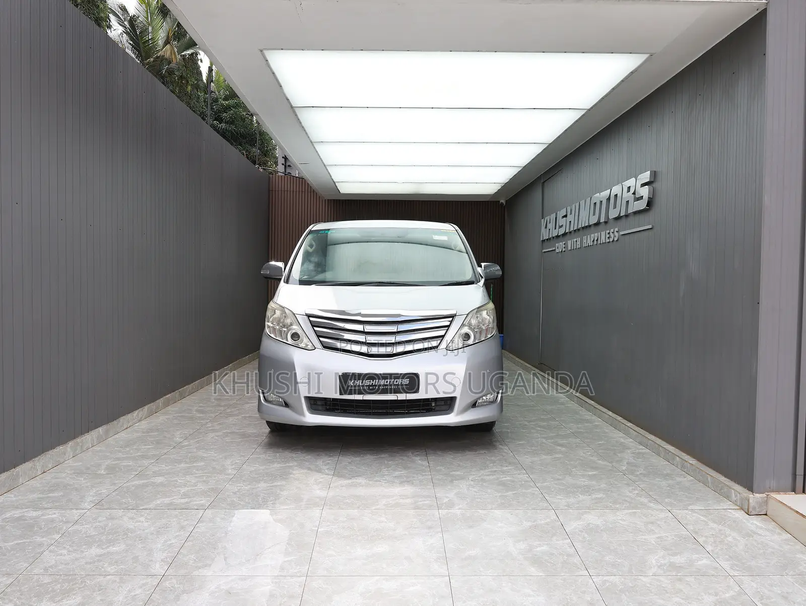 Toyota Alphard 2.4 Petrol FWD 2010 Silver