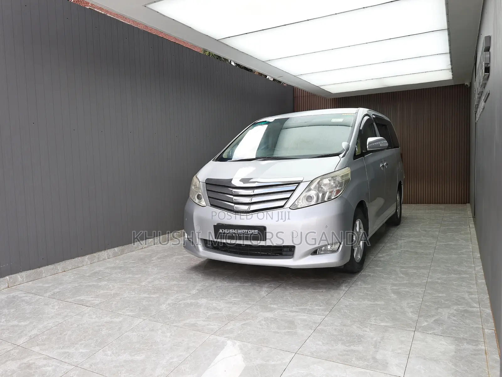 Toyota Alphard 2.4 Petrol FWD 2010 Silver