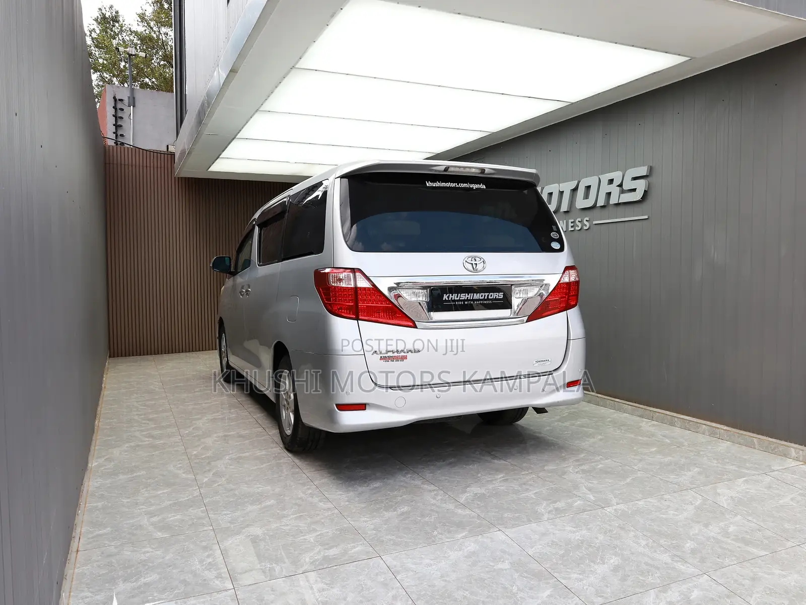 Toyota Alphard 2.4 Petrol FWD 2010 Silver