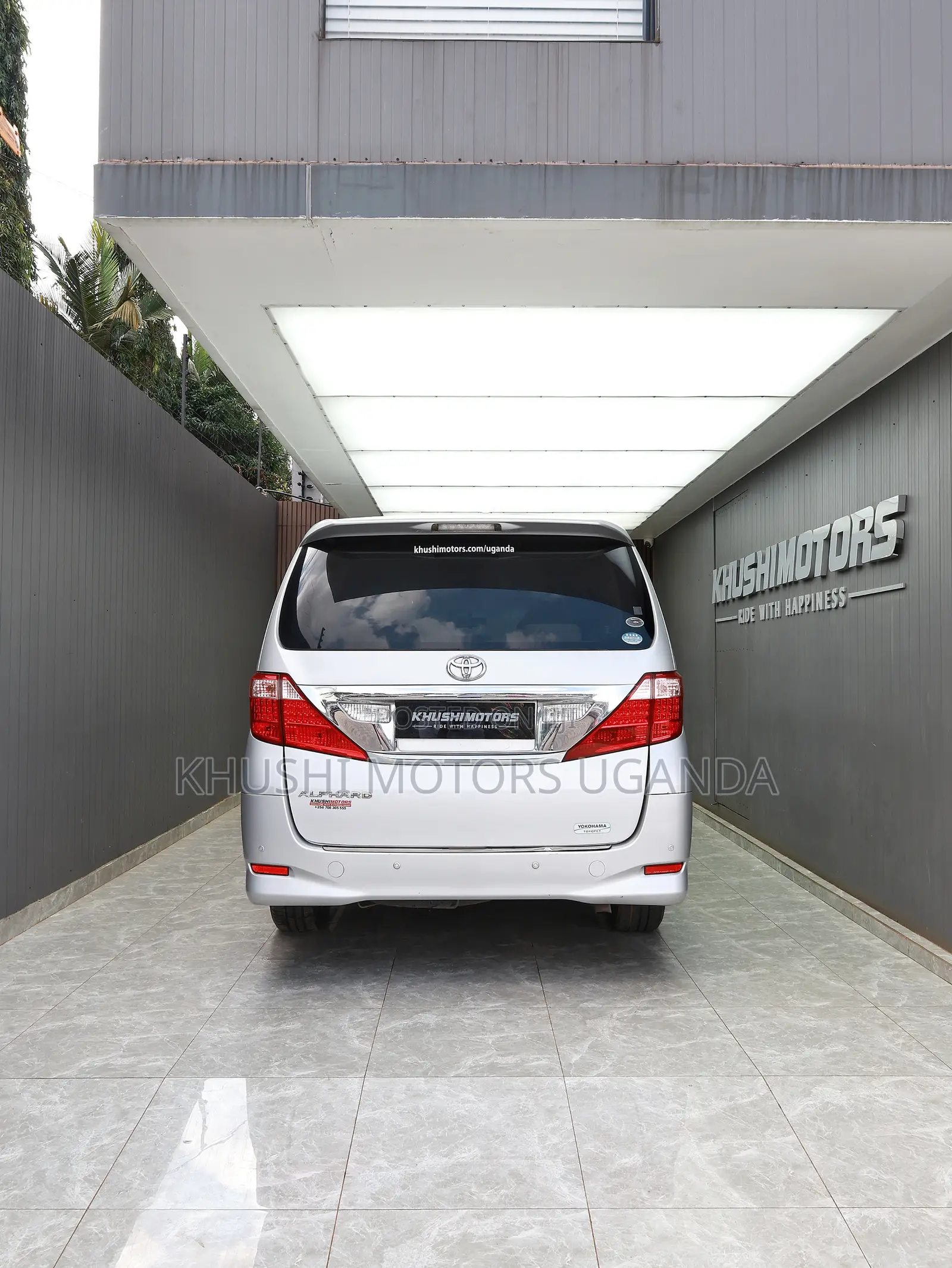 Toyota Alphard 2.4 Petrol FWD 2010 Silver