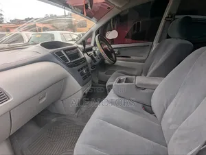 Toyota Nadia 2000 White