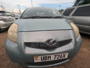 Toyota Vitz 2008 Blue