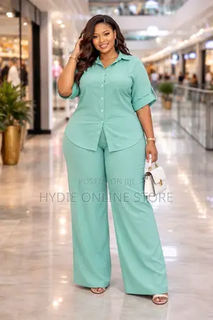 Quality Linen Ladie’s Two Piece