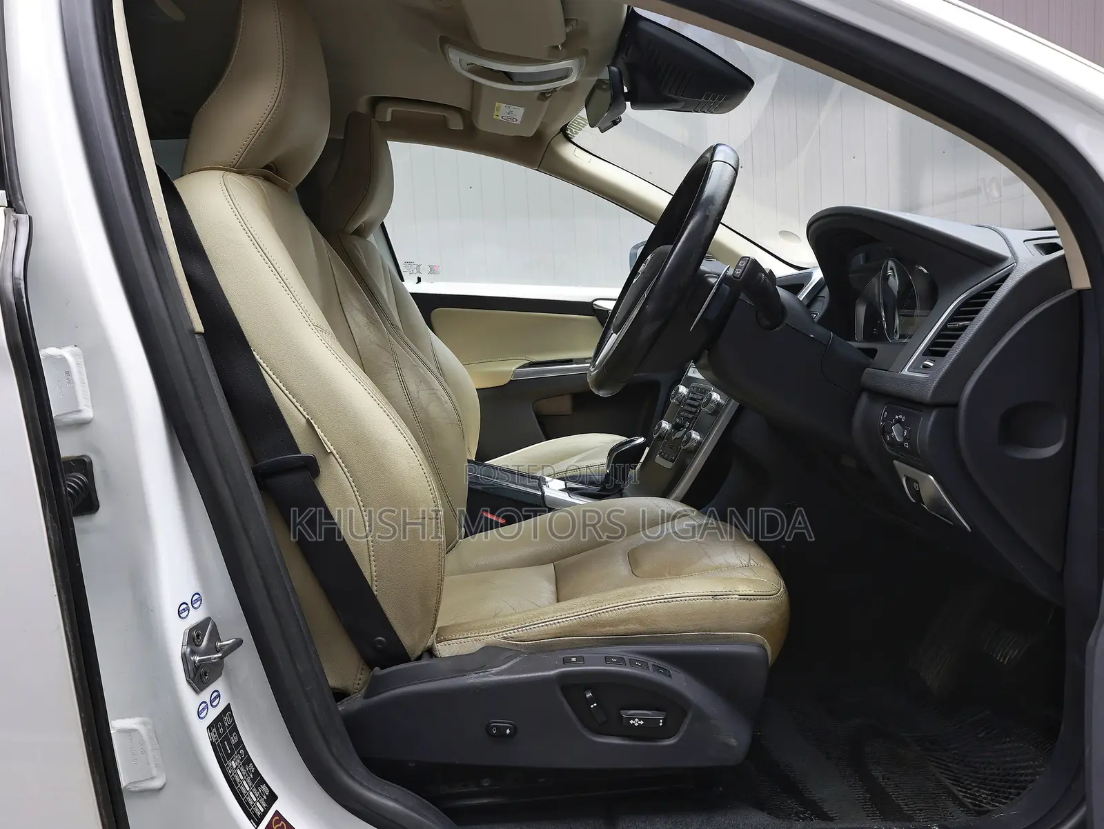 Volvo XC60 2016 White