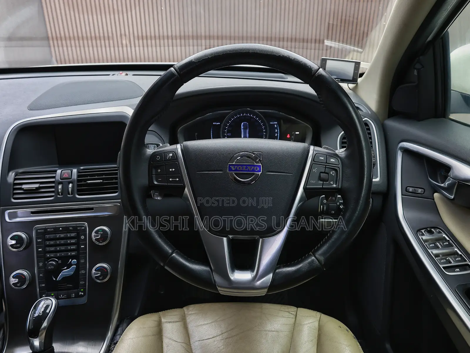 Volvo XC60 2016 White