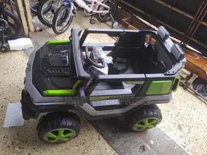 Children's Rechargeable Electric Ride-on Toy Jeep