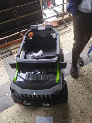 Children's Rechargeable Electric Ride-on Toy Jeep