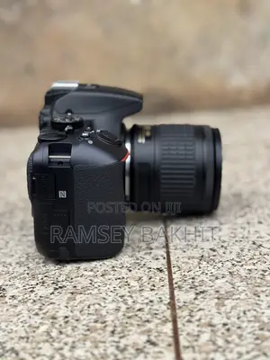 Nikkon D5600 With 18-55mm Lens