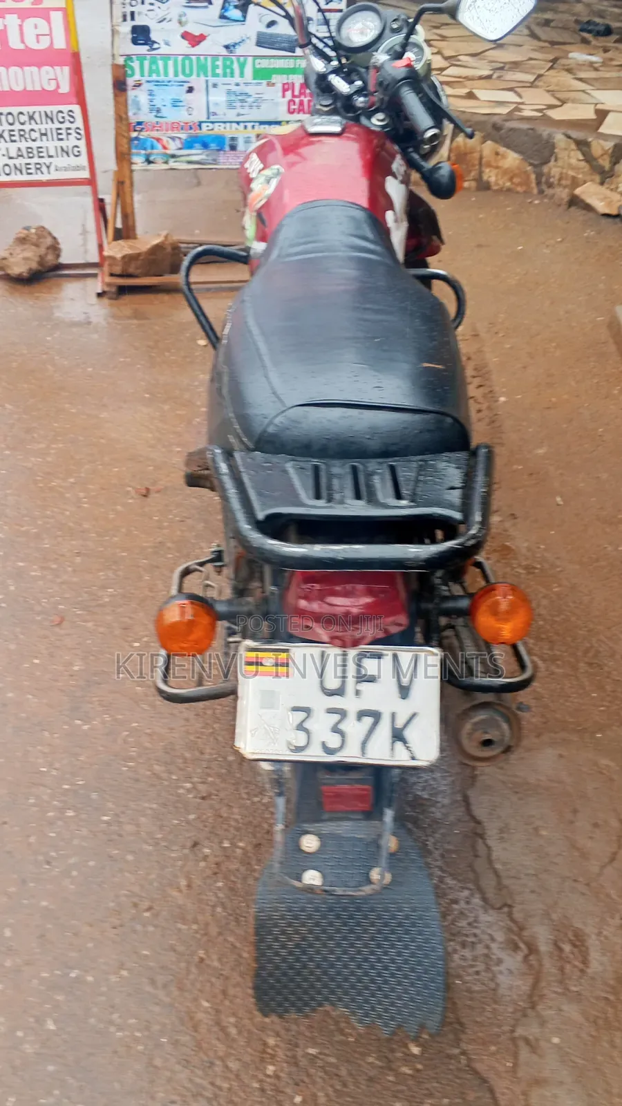 TVS HLX 125 2021 Red