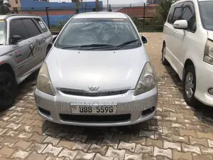 Toyota Wish 2003 Silver