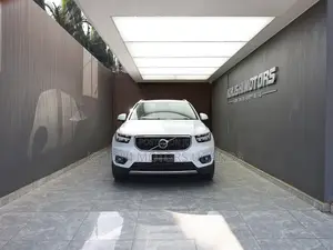 Volvo XC40 2019 White