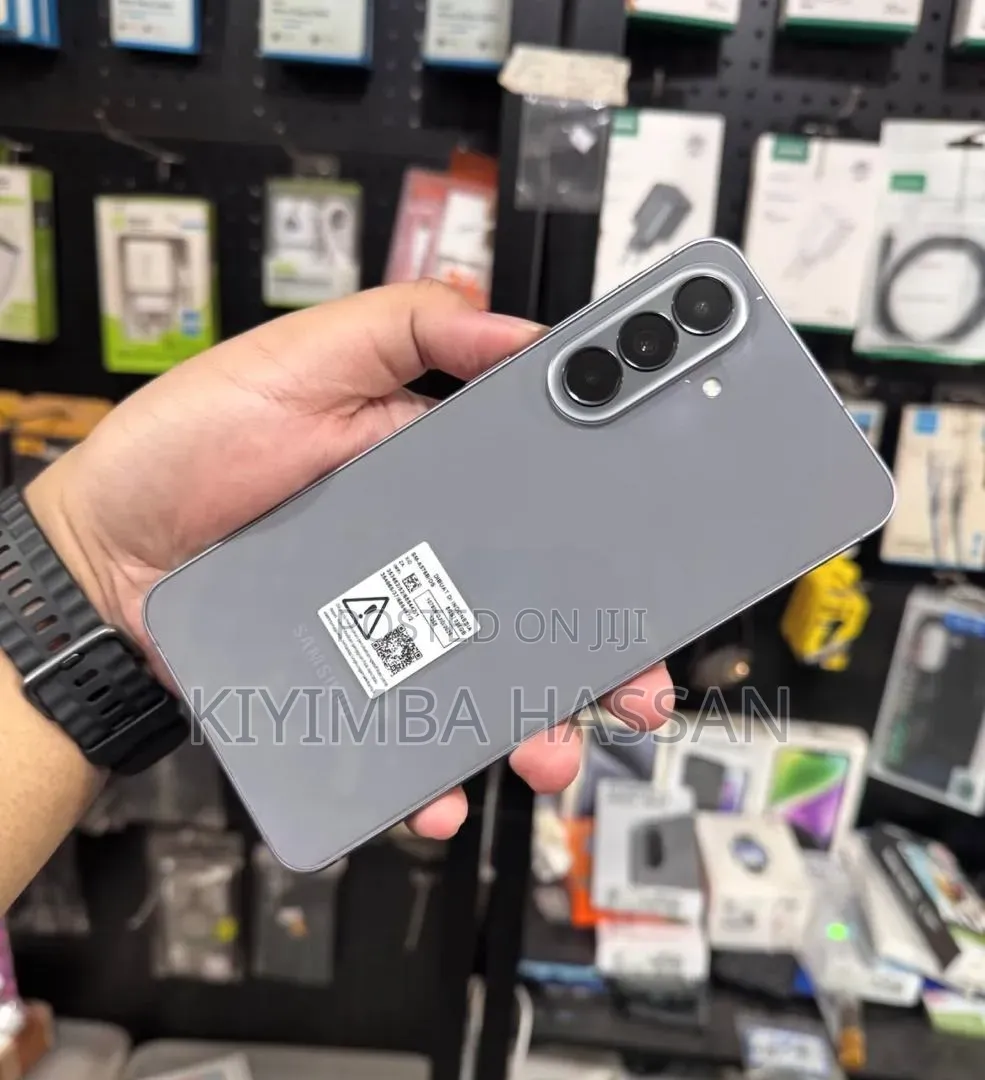 New Samsung Galaxy A57 256 GB Gray