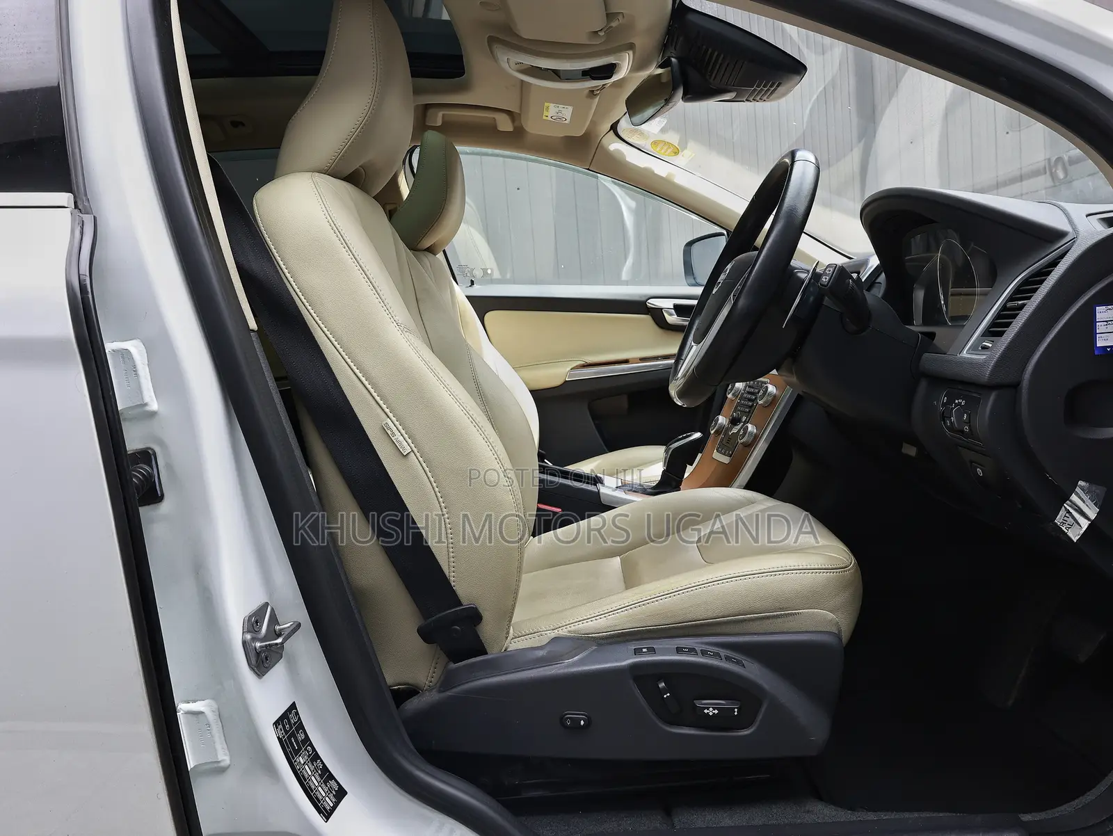 Volvo XC60 2017 White