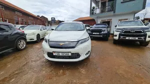 Toyota Harrier 2.0 2015 White