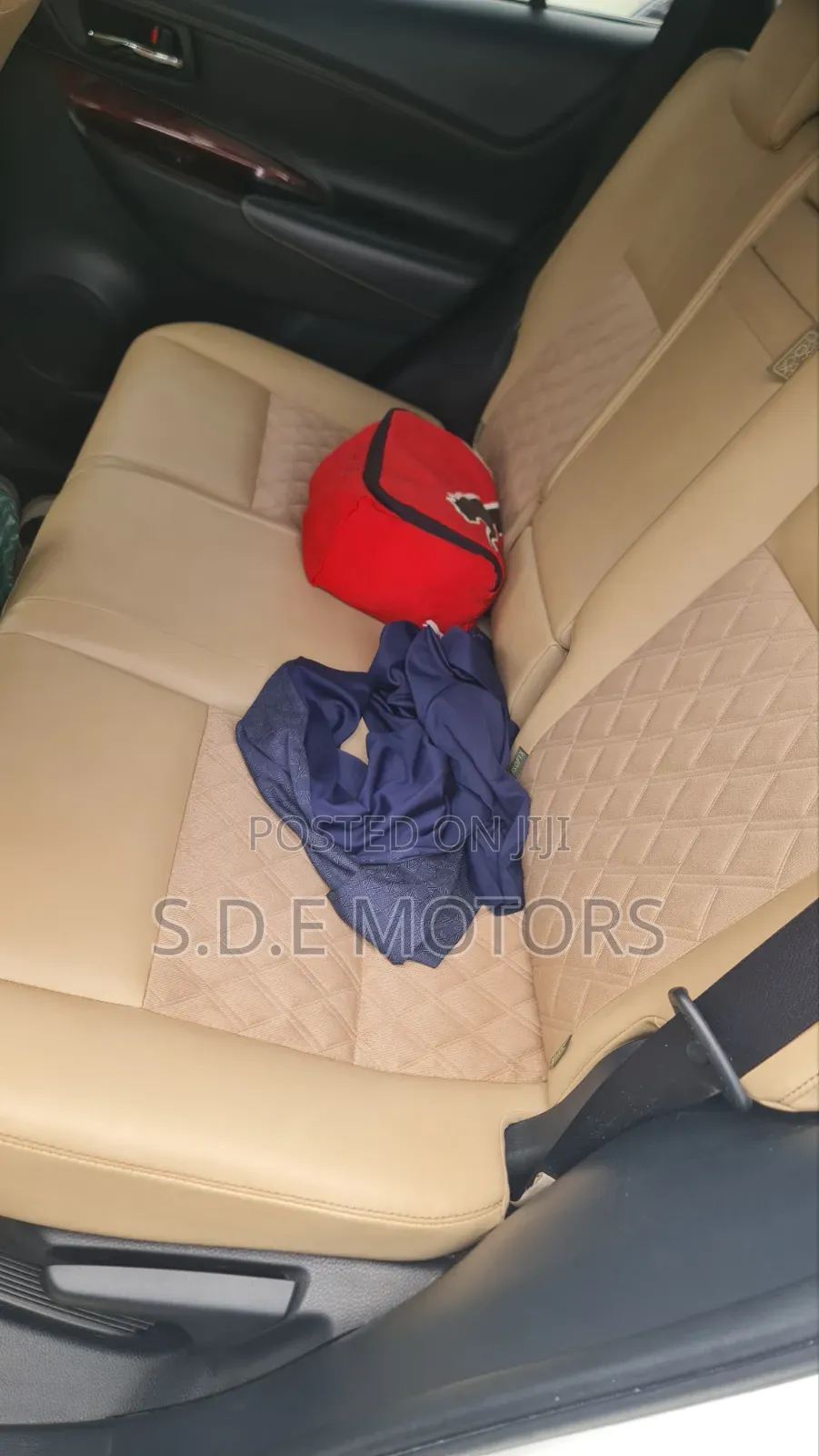Toyota Harrier 2.0 2015 White