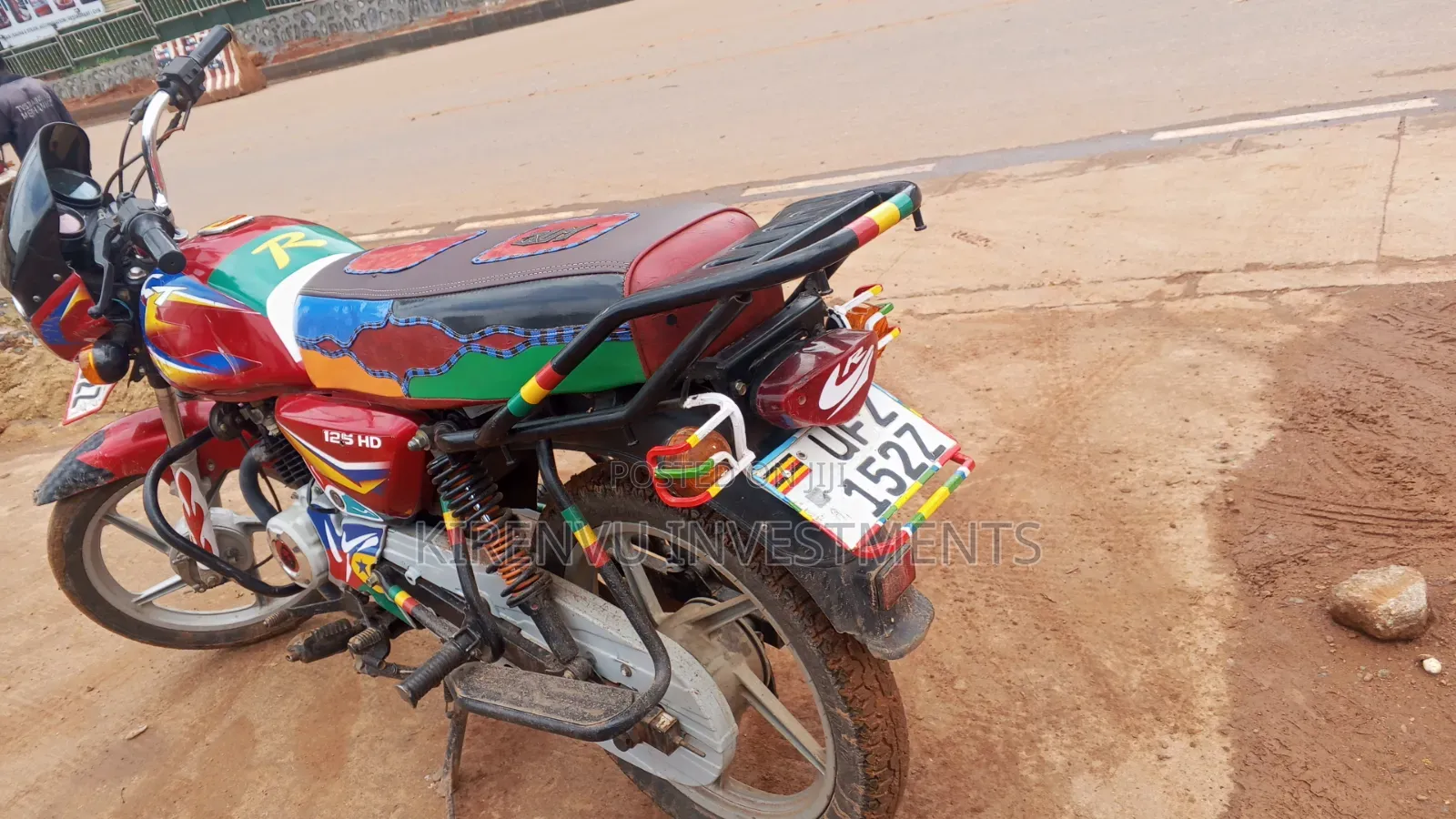 Bajaj CT 125X 2022 Red