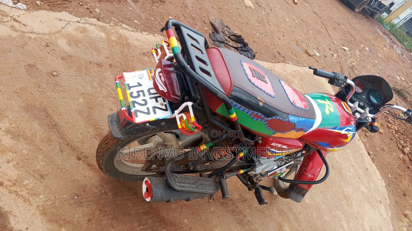 Bajaj CT 125X 2022 Red