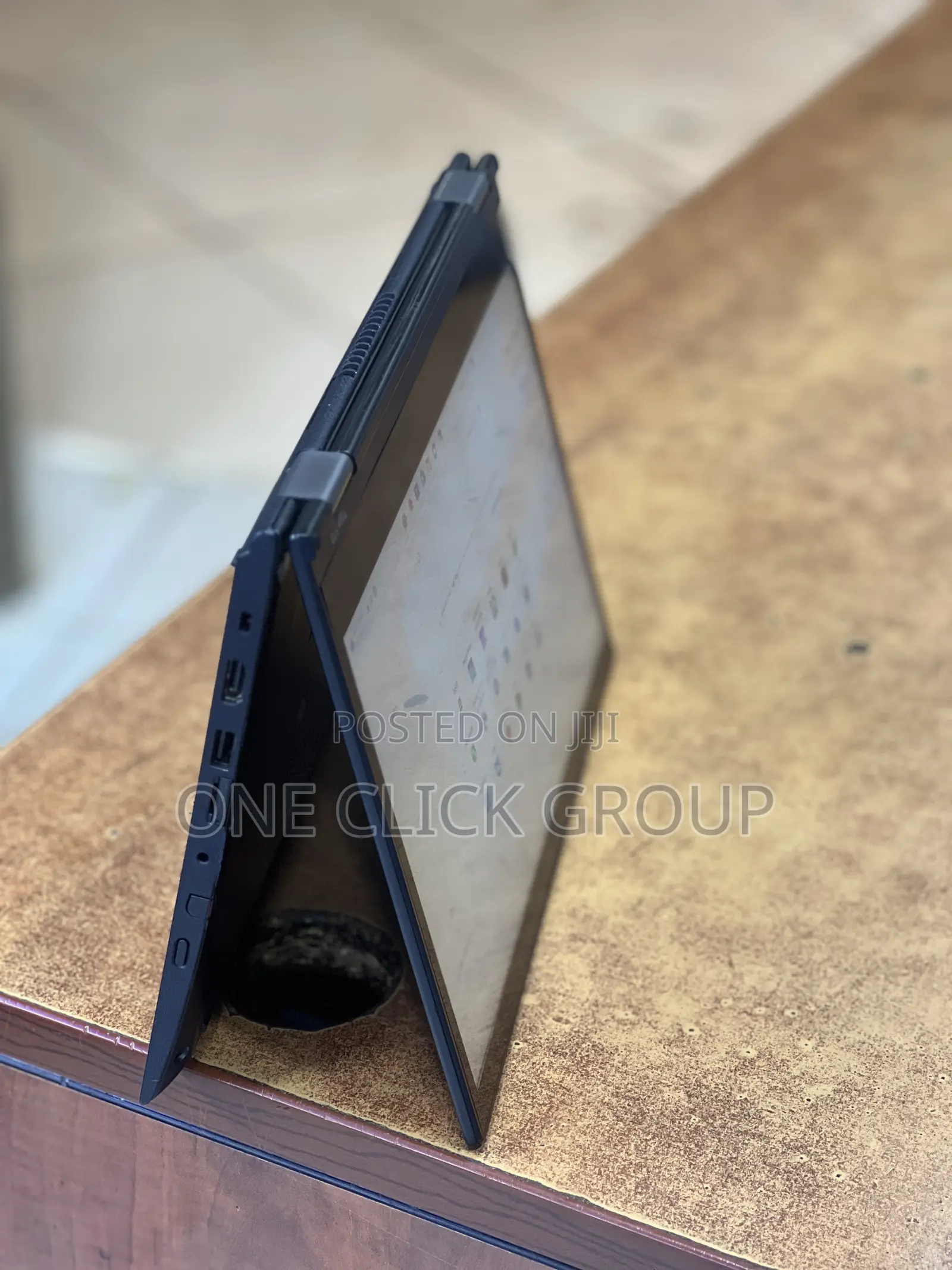 Laptop Lenovo ThinkPad Yoga 370 8GB Intel Core i5 SSHD (Hybrid) 256GB