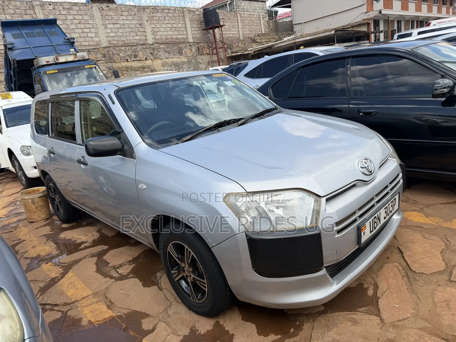 Toyota Succeed SV Premium 2016 Silver