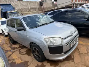 Toyota Succeed SV Premium 2016 Silver