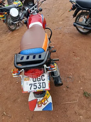 Bajaj CT 125X 2025 Red