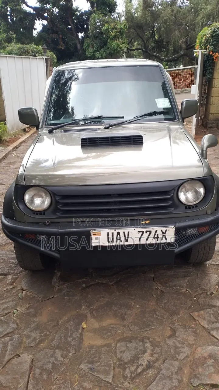 Mitsubishi Pajero Junior 1998 Gray