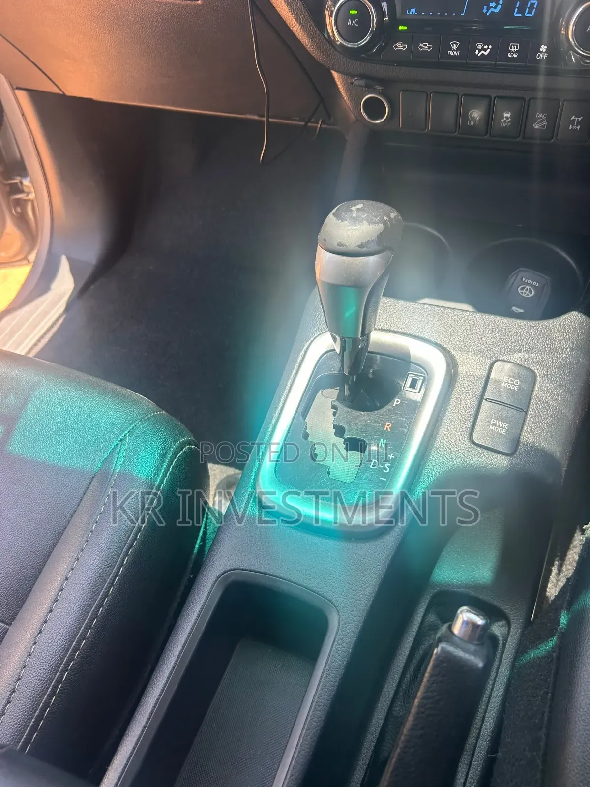 Toyota Hilux Revo Double Cab Deisel 2.4 AWD 2018 Silver