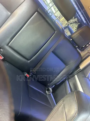 Toyota Hilux Revo Double Cab Deisel 2.4 AWD 2018 Silver