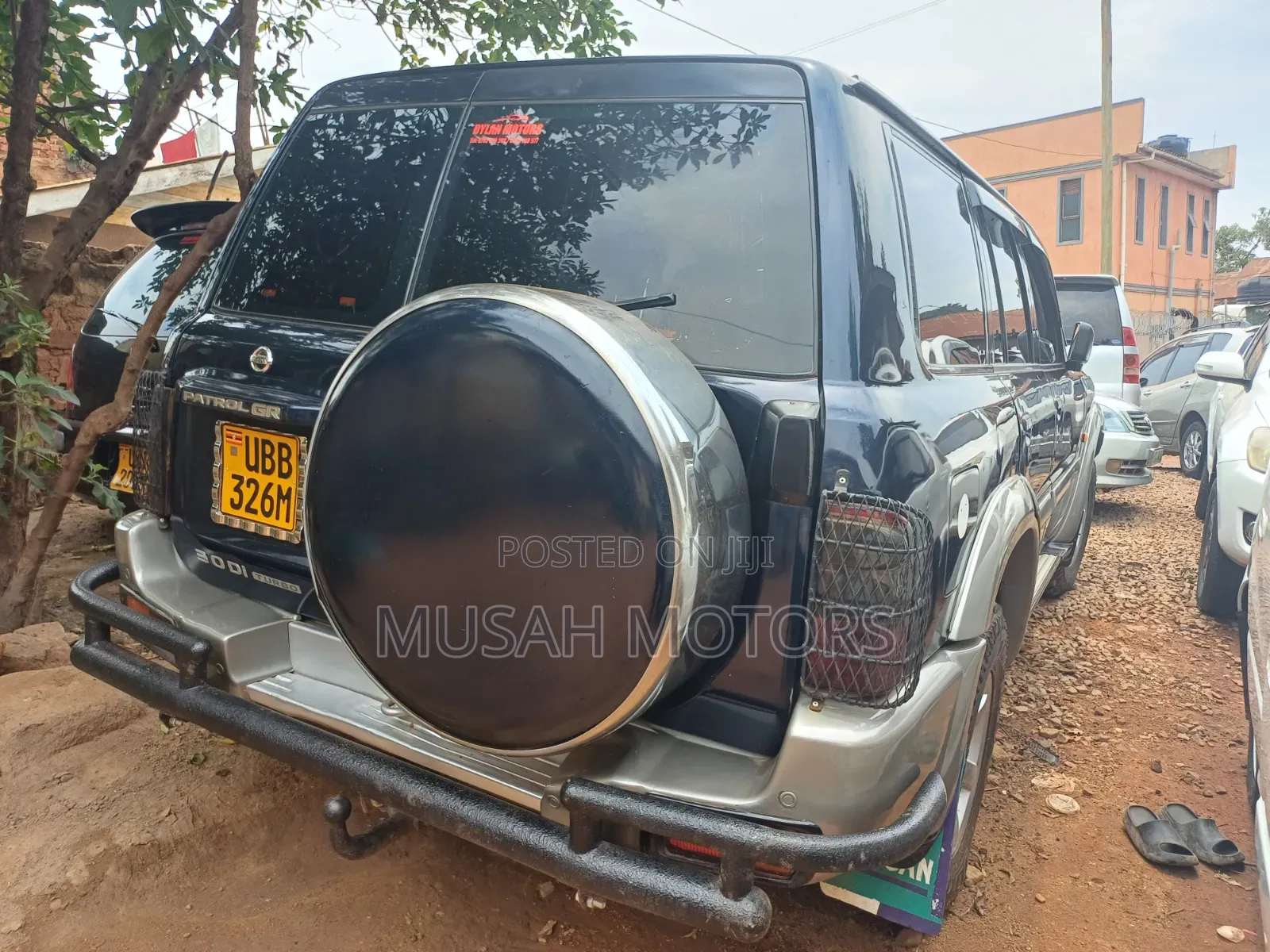 Nissan Patrol 2004 Blue