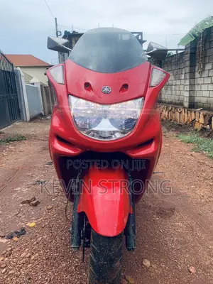 Yamaha Majesty 2010 Red