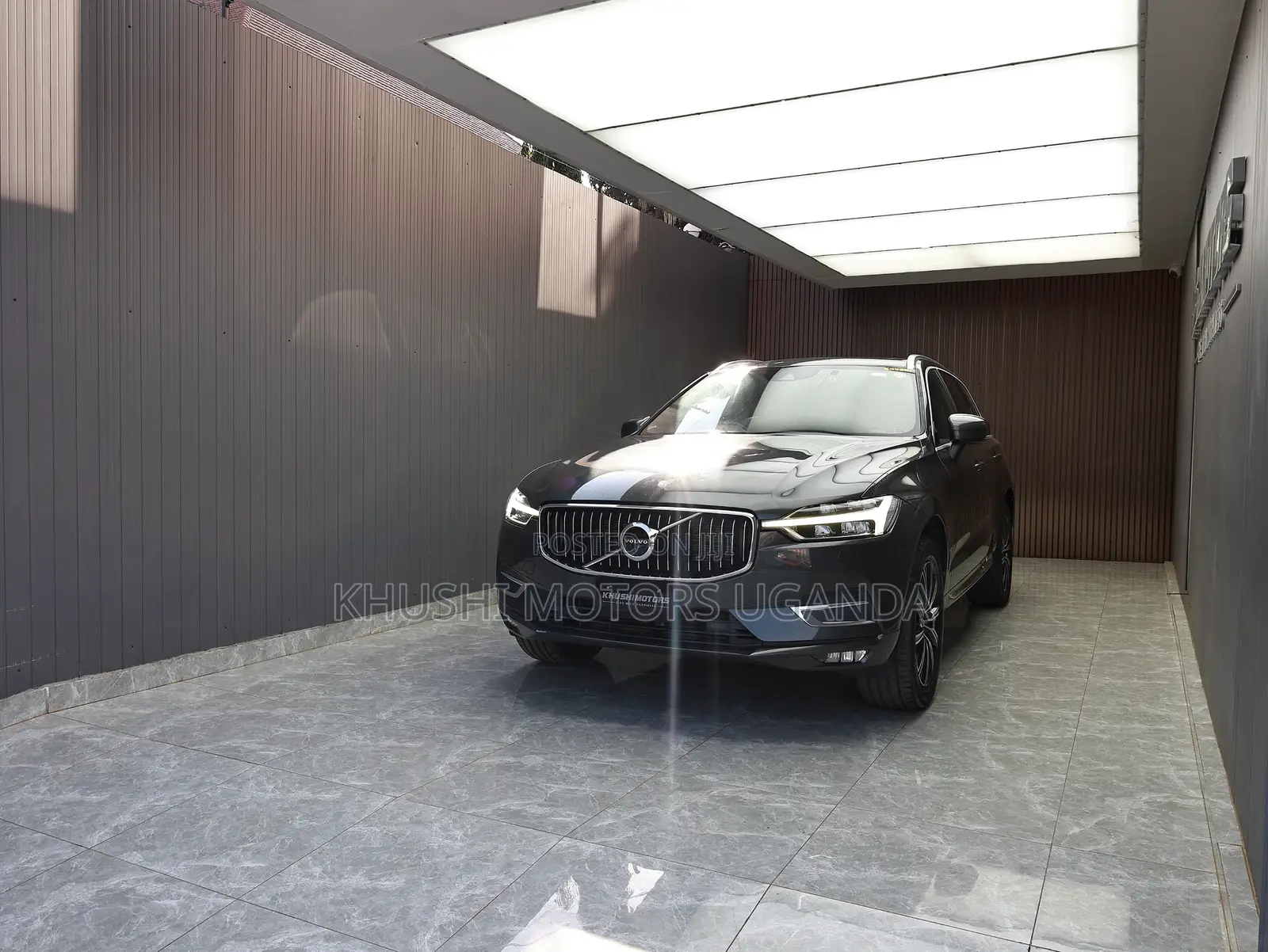 Volvo XC60 2018 Gray