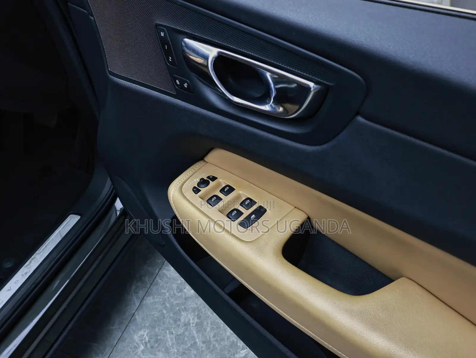 Volvo XC60 2018 Gray