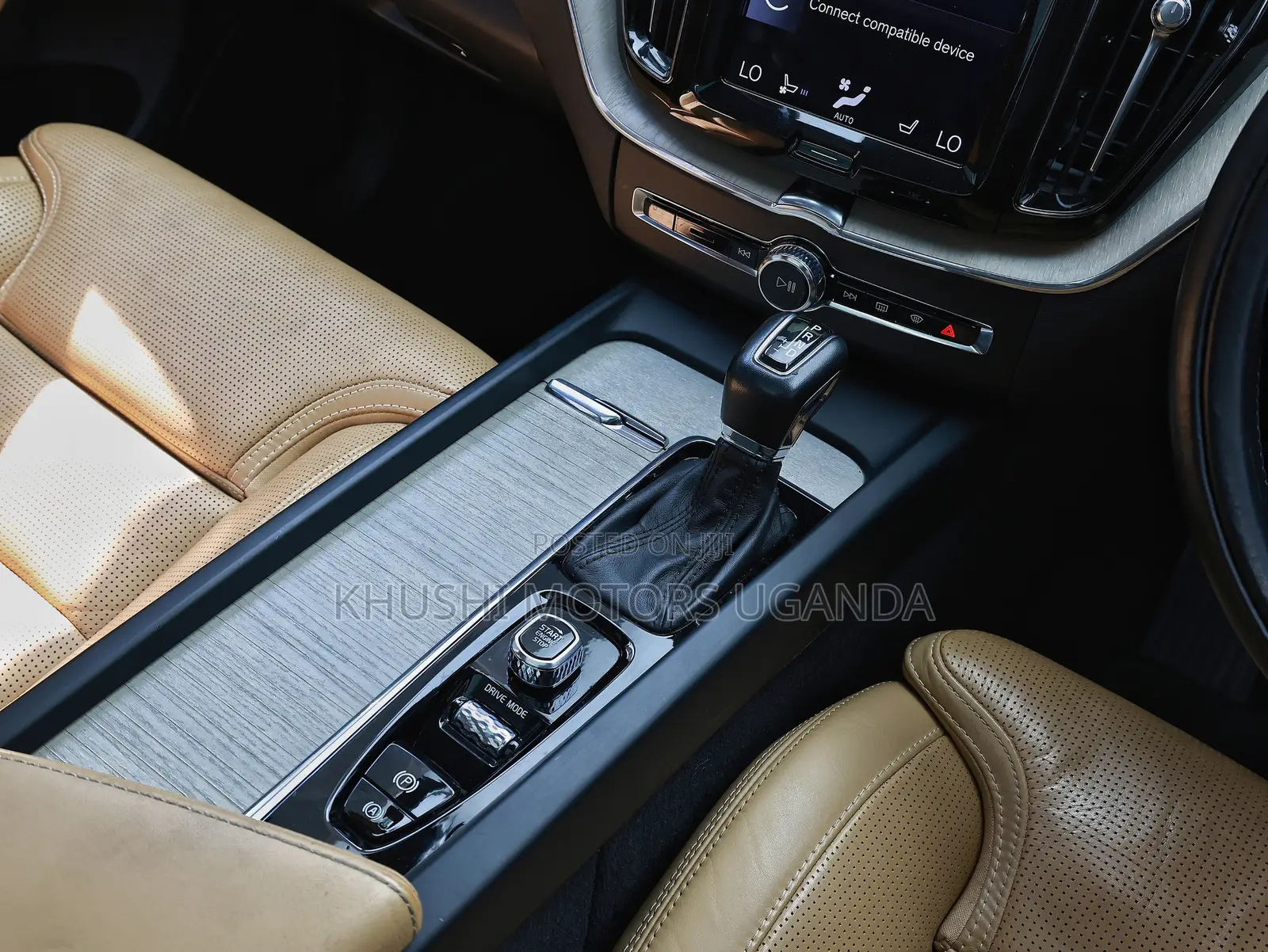 Volvo XC60 2018 Gray