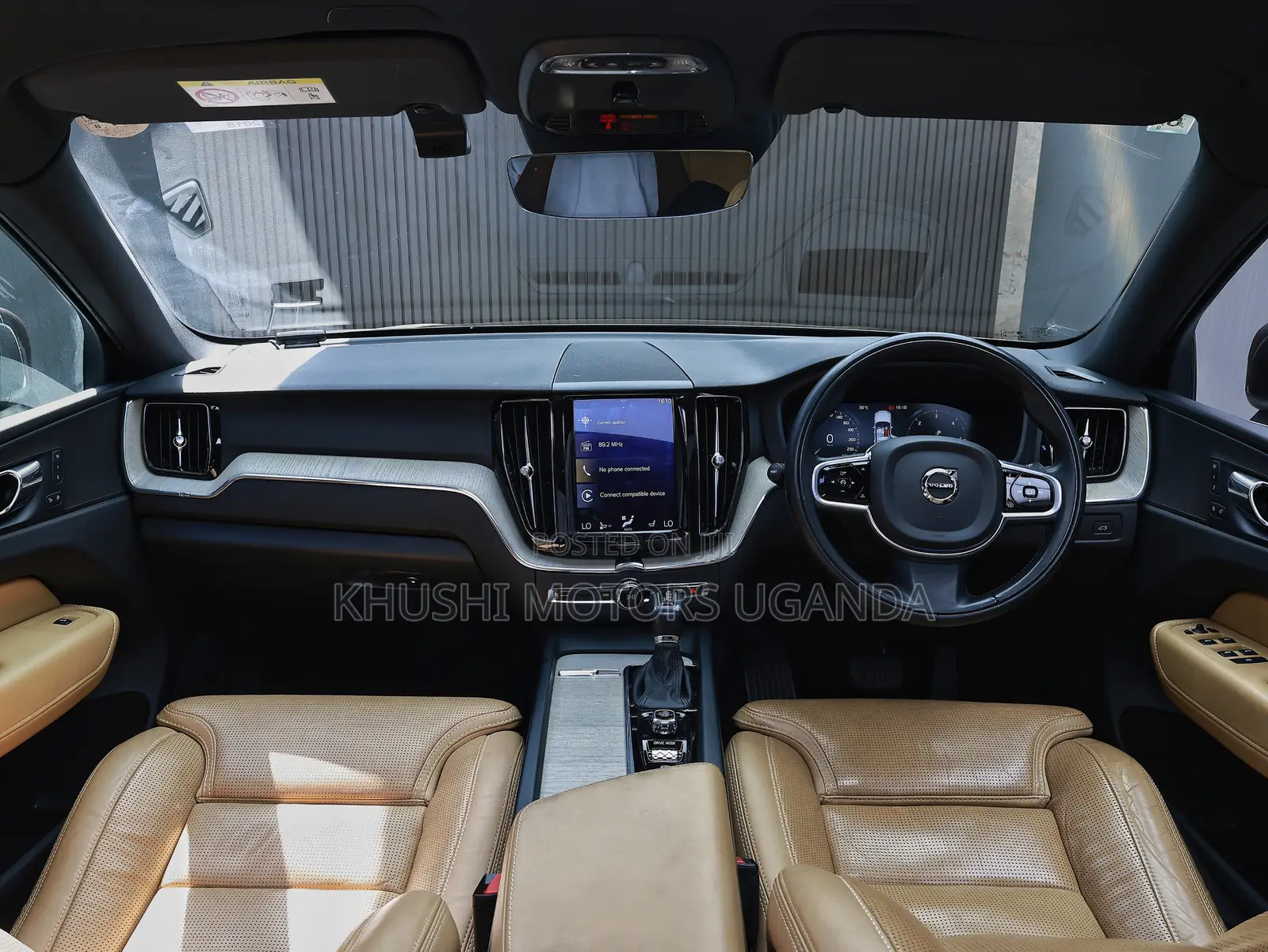 Volvo XC60 2018 Gray