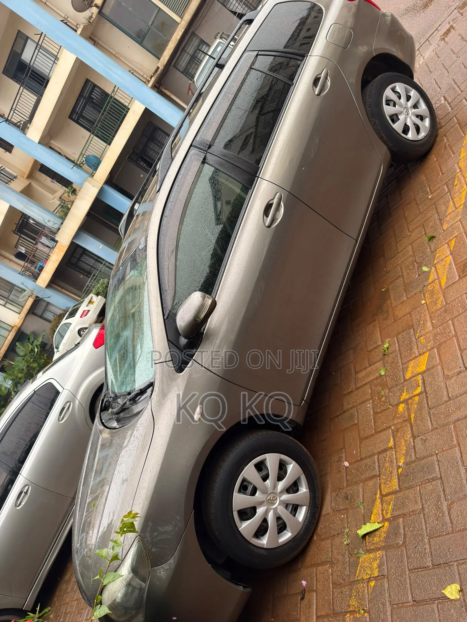Toyota Corolla Fielder 1.5 Petrol FWD 2010 Gray