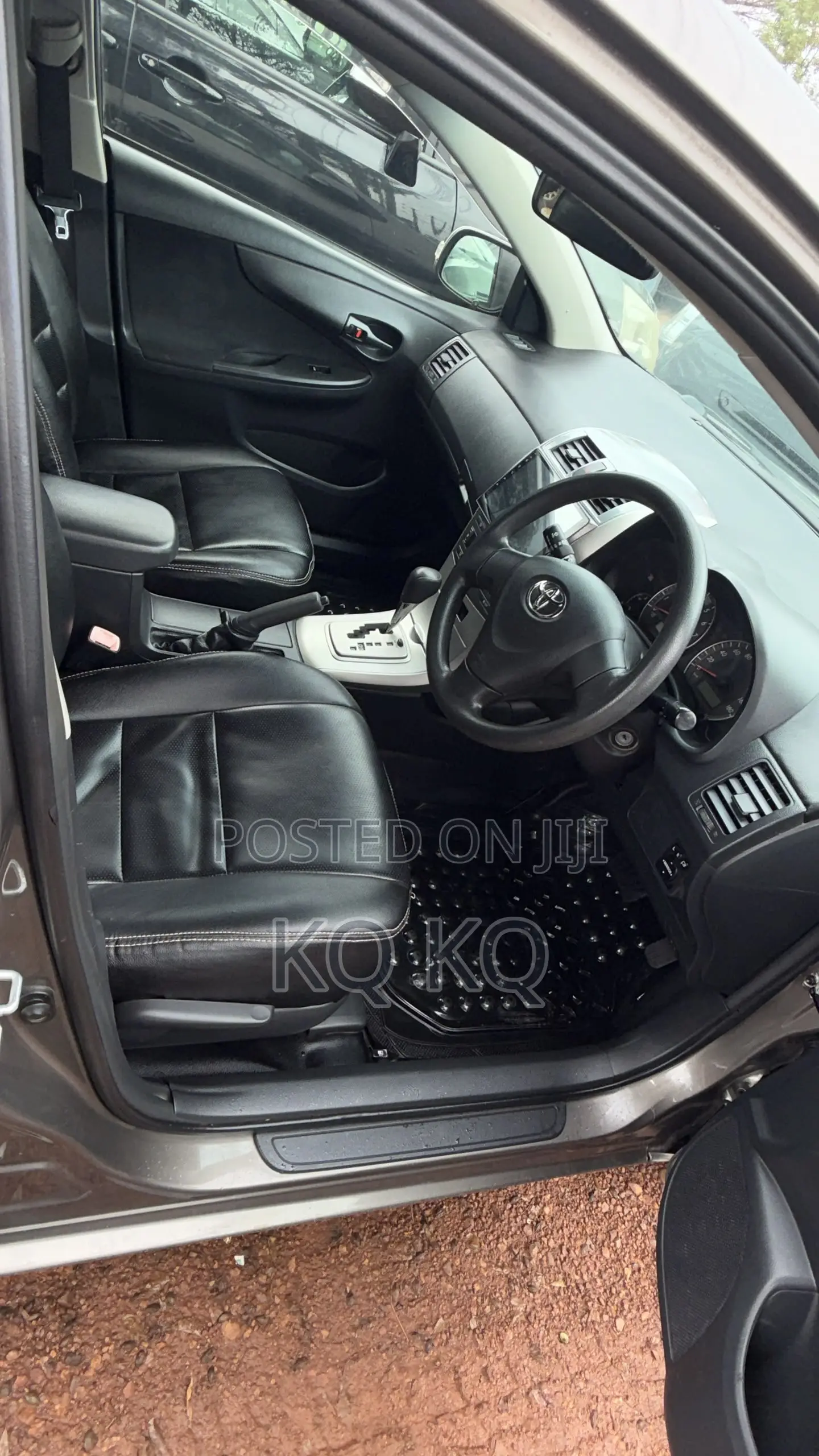 Toyota Corolla Fielder 1.5 Petrol FWD 2010 Gray