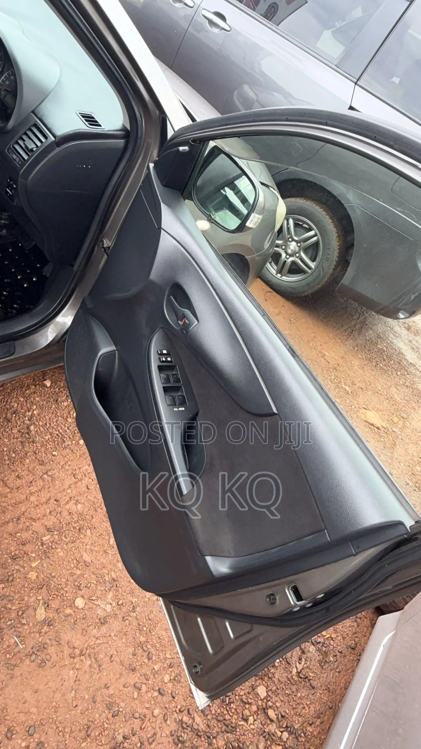 Toyota Corolla Fielder 1.5 Petrol FWD 2010 Gray