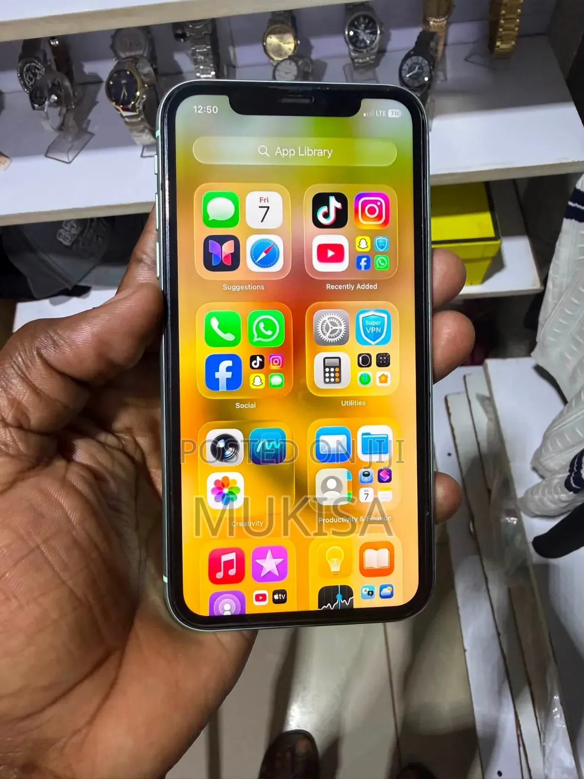 Apple iPhone 11 64 GB