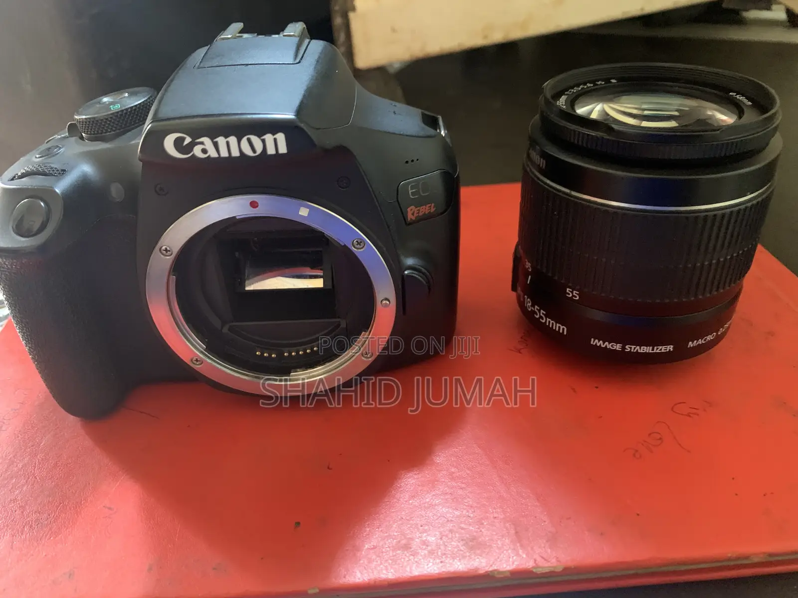Canon Eos 1300d DSLR