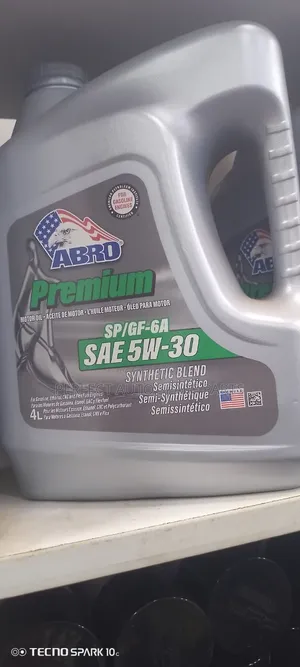 5W 30 Petrol Engine Oil for All Vehicles Original in Stock