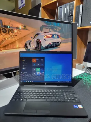 New Laptop HP 250 G8 8GB Intel Core i7 HDD 1T