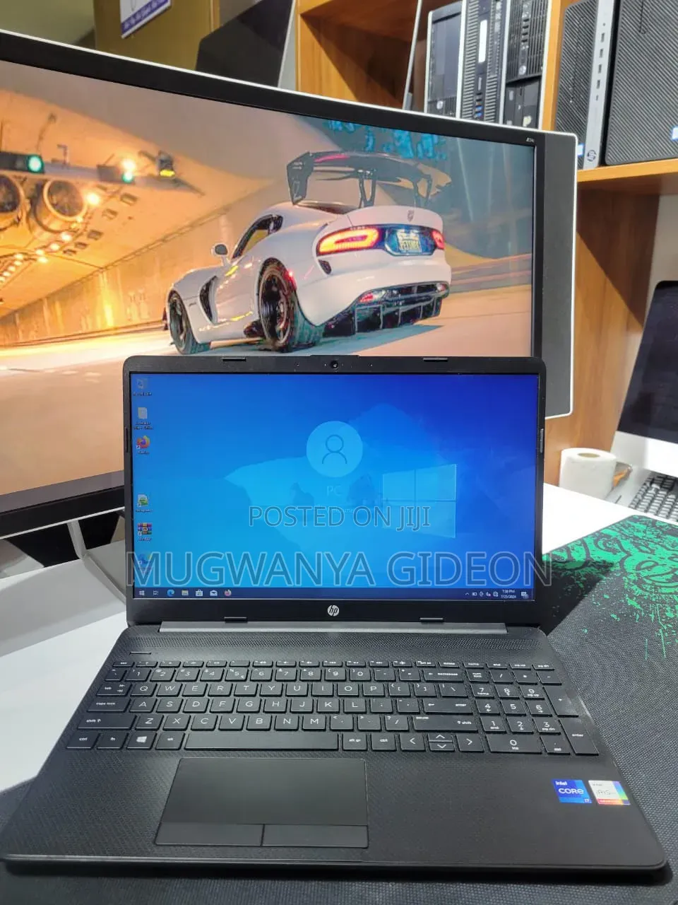 New Laptop HP 250 G8 8GB Intel Core i7 HDD 1T