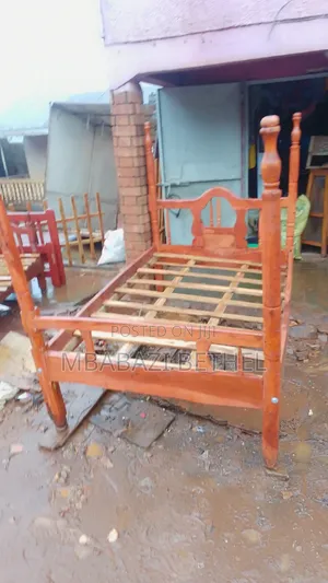 Used 4by6 Wooden Bed on Sale